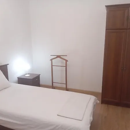 Apartment Doba - центр 4 кім 8 міс завжди тепла ! Mukacheve