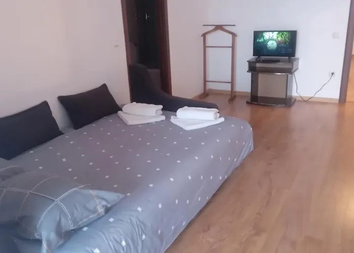 Apartman Doba - центр 4 кім 8 міс завжди тепла ! *