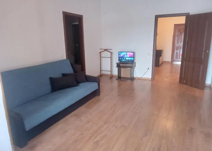 Doba - центр 4 кім 8 міс завжди тепла ! Apartman